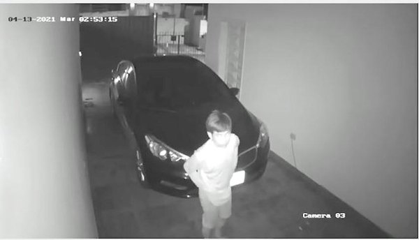 Crónica / Ladrón olvidó su zapatilla en casa de Marilina y Will