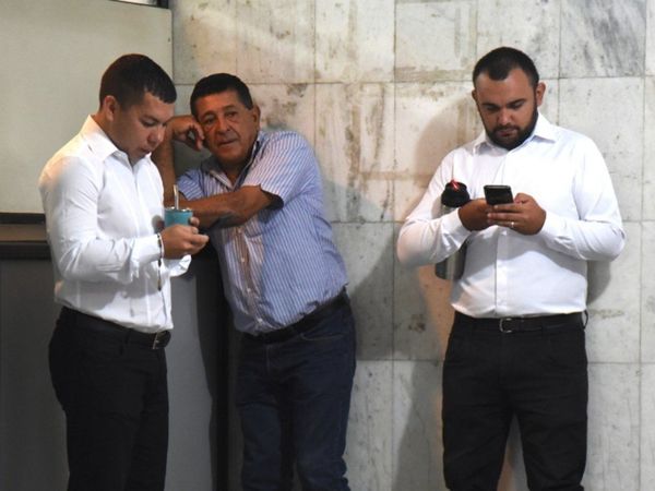 Nuevos abogados de los caseros de Rivas siguen con chicanas