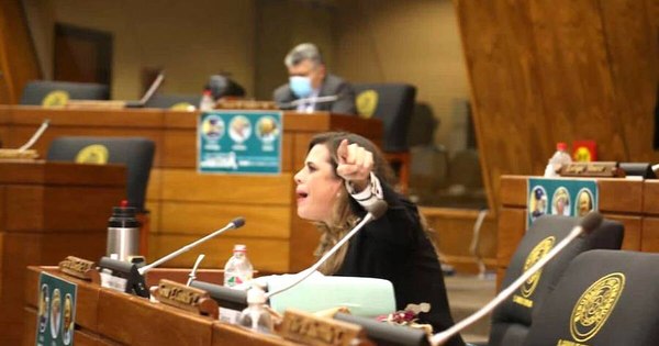 La Nación / Empresario denunciante ayer solicitó su descargo