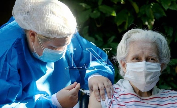 Diario HOY | Vacunación a mayores de 85: terminaciones de cédula 4 a 6 hoy