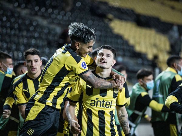 Los juveniles del Peñarol se ponen al hombro la clasificación