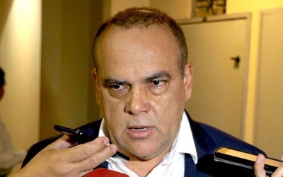 Proyecto aprobado en Cámara Baja 'sí incluye fondos de binacionales', asegura diputado de Honor Colorado