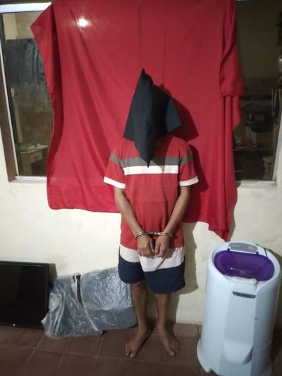 Detienen a dos personas por robar a sus vecinos en Luque - Nacionales - ABC Color