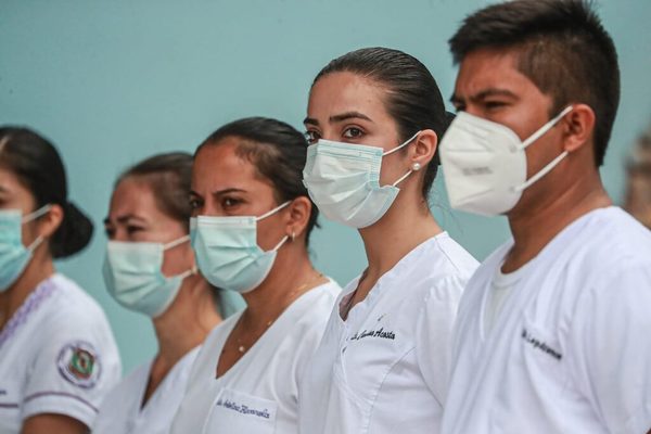 Urgen la contratación de más profesionales de enfermería ante la situación crítica del país | Ñanduti