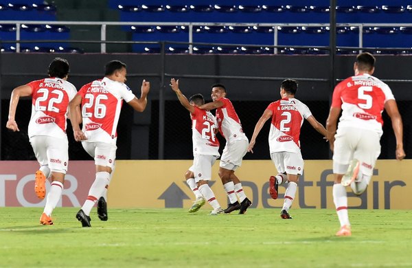 Peñarol completa el grupo de River Plate en la Sudamericana