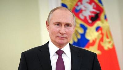 Vladimir Putin recibió la segunda dosis de la vacuna anticovid rusa