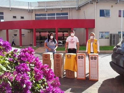 Donan bebederos y agua mineral a Hospital Acosta Ñu - Nacionales - ABC Color