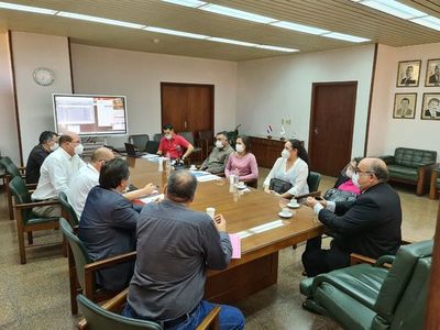Funcionarios de ANDE acuerdan ir a Caraguatay a revisar los medidores  - Nacionales - ABC Color