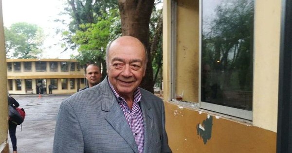 La Nación / Suspensión de licitación del puente con Brasil: fue una burrada, dijo Jaeggli