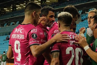 Con Montenegro de titular, Independiente del Valle destroza a Grêmio y clasifica