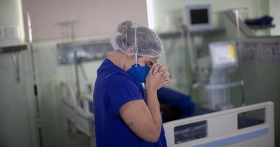 La Nación / Investigarán omisiones de Bolsonaro por la pandemia