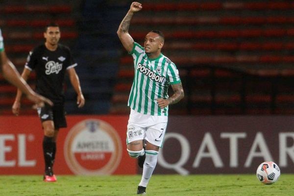 Nacional humilla a Libertad