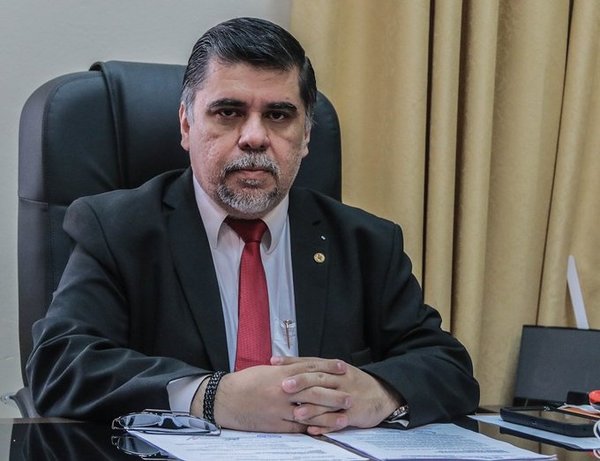 Ministro Julio Borba dio positivo al covid-19