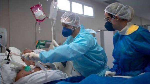 Diario HOY | Sin sedantes, pacientes intubados en Río permanecen despiertos y atados a la cama
