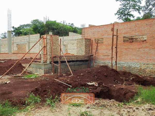 Gobernador ya PAGO el 40% por obra ABANDONADA por contratista