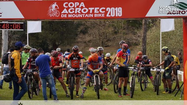 CICLISTAS EXIGIRÁN CONCIENCIA Y DISTANCIA