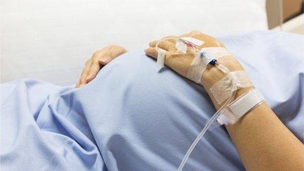 Diario HOY | Embarazadas con COVID: “Tenemos que elegir entre salvar a la madre o al bebé”
