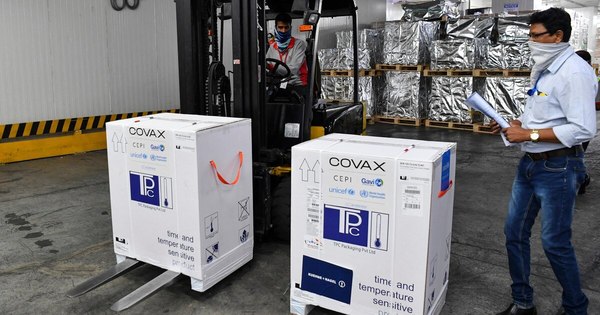 La Nación / ¿Covax en riesgo? India suspende exportación de vacunas