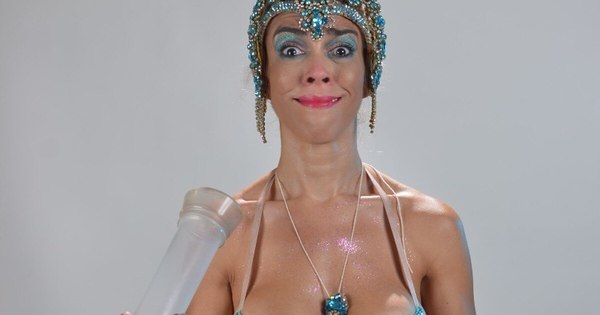 La Nación / Estreno de la obra teatral “Ninfómana Alérgica”