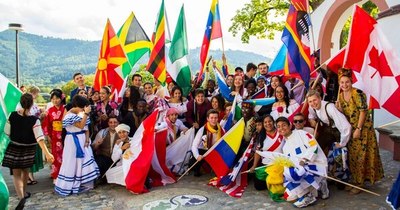 La Nación / Seleccionan a seis paraguayos para diplomado del bachillerato internacional en UWC con becas
