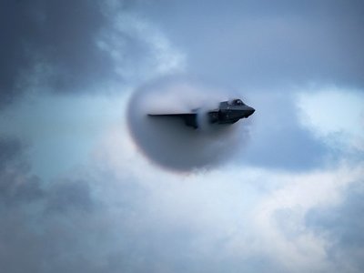 Desde Colombia Fuerza Aérea de Estados Unidos estaría vigilando a militares venezolanos