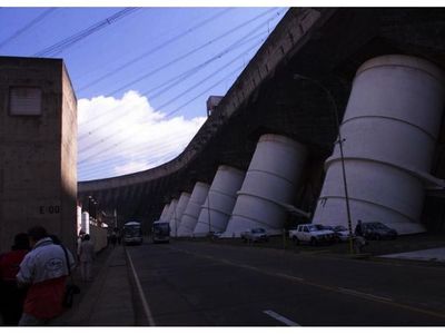 Incumplimiento del Tratado generó principado de Itaipú, según experto