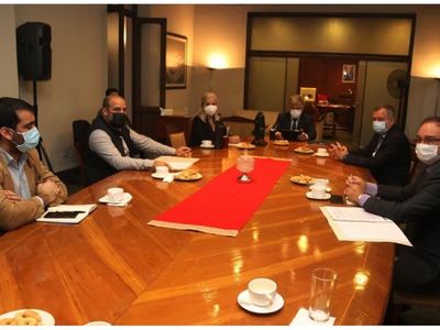 Interior y  Senad canalizan  trabas en cultivo del cáñamo