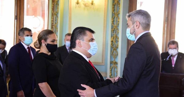 La Nación / Abdo suspendió ayer actividades