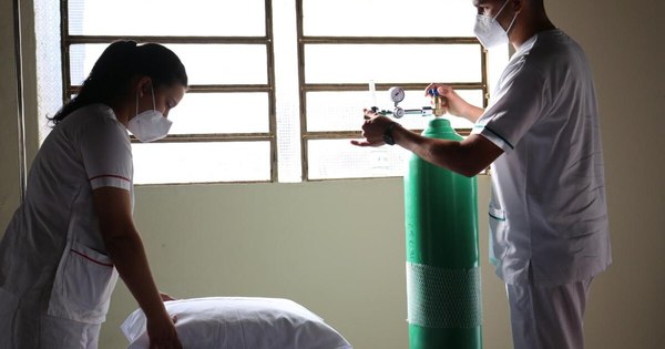 La Nación / Enfermeras exigen vacunas tras muerte de 5 licenciadas en 24 horas
