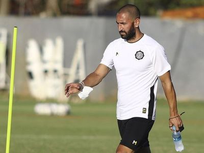 Sergio Orteman comienza la rotación: cambios en defensa, el medio y el ataque - Olimpia - ABC Color