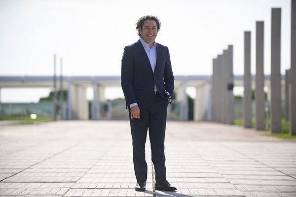 El venezolano Gustavo Dudamel, nuevo director musical de la Ópera de París - Música - ABC Color