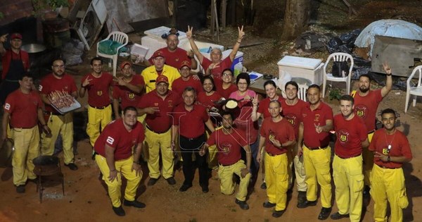 La Nación / Bomberos presentan denuncia contra Valdez y exigen sumario por rendición amañada de fondos