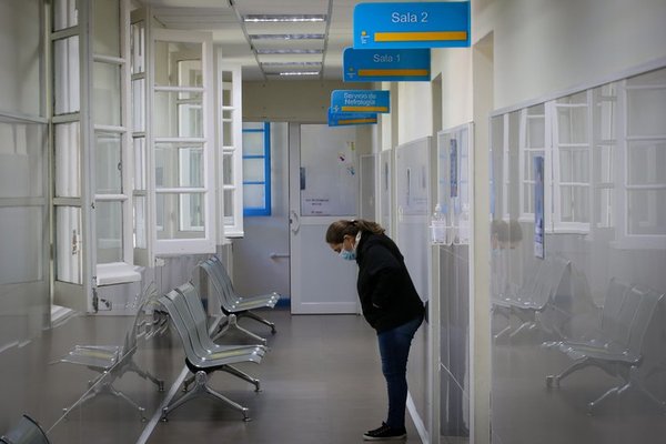 Uruguay reporta récord de muertes diarias y extiende sus restricciones hasta el 30 de abril - Megacadena — Últimas Noticias de Paraguay
