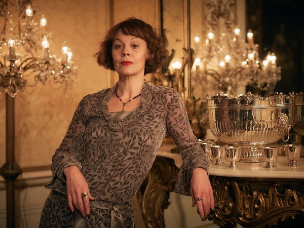 Cuatro personajes inolvidables de Helen McCrory, la tía Polly de los Peaky Blinders