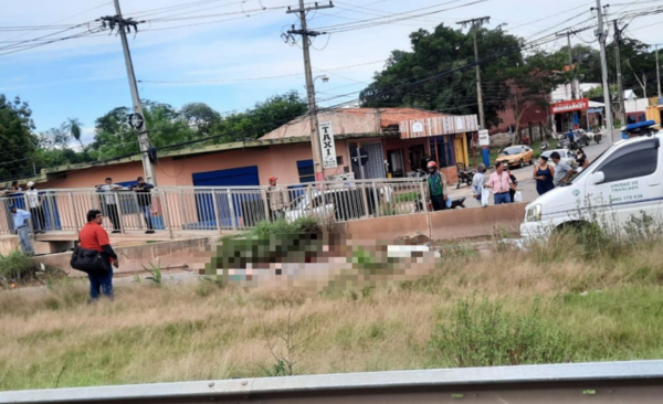 Diario HOY | Grave accidente entre camión y motocicleta deja tres personas fallecidas