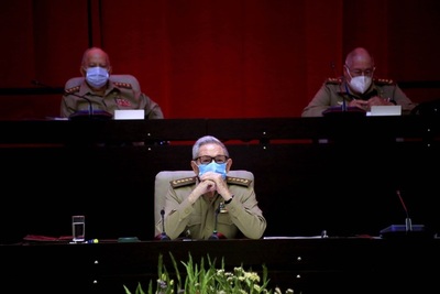Castro exige límites al sector privado para no destruir el socialismo en Cuba - MarketData