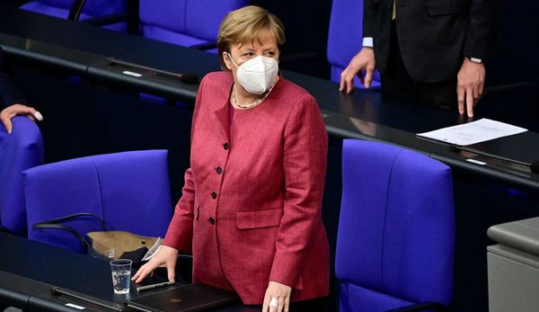 Angela Merkel recibió su primera dosis de la vacuna de AstraZeneca contra el coronavirus - Megacadena — Últimas Noticias de Paraguay