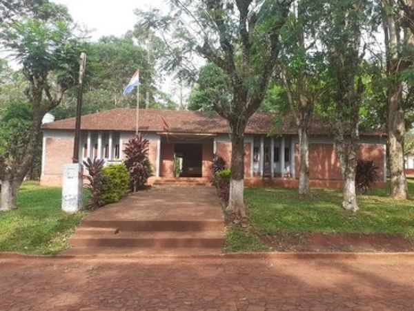 Directora del Hospital de Natalio permitió vacunación del dueño de funeraria: “Pregúntenle a él”