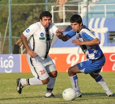 "Cuando bajé de peso me sentía mucho mejor en la cancha", confesó el "Ancho" Ibarra
