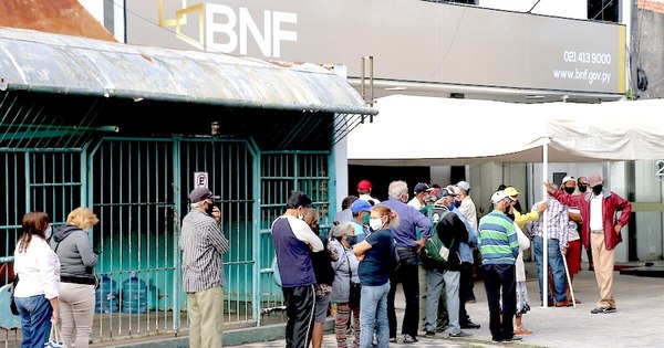 La Nación / Créditos bancarios renegociados llegaron al 35% al cierre del 2020