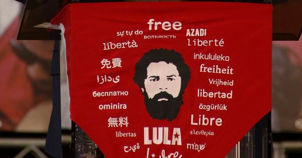 La Nación / Sería candidato “si es necesario”