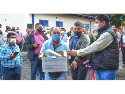 Taxista que peleaba por su familia ahora está intubado