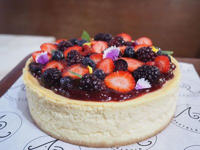 Para endulzar el corazón: Cheseecake de chocolate blanco y frutos rojos