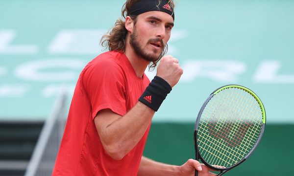 Tsitsipas vence a Evans y es el primer finalista de Montecarlo