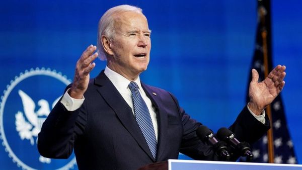 Joe Biden convence al líder japonés de endurecer su discurso hacia China