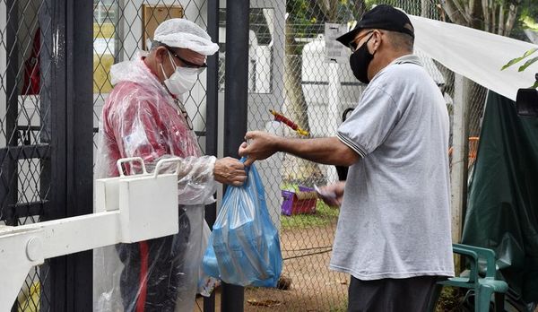 Promulgan ley para cubrir gastos de pacientes en UTI en sitios públicos y privados - Nacionales - ABC Color