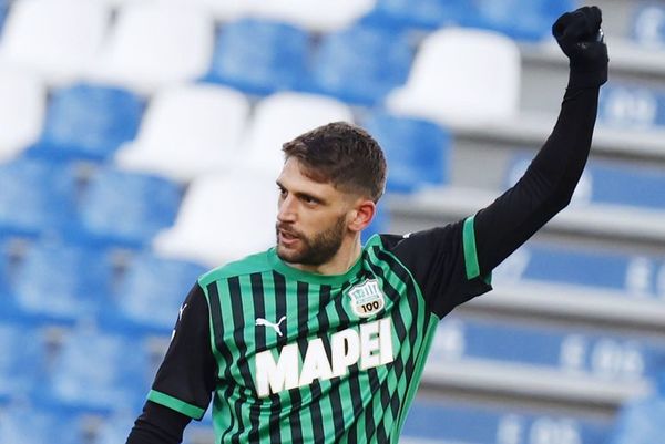Berardi castiga a la Fiorentina - Fútbol - ABC Color