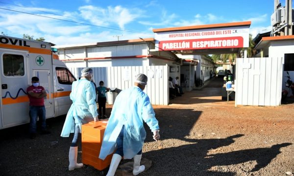 Itaipu entrega alimentos a pacientes y a personal de blanco del Pabellón de Contingencia de CDE