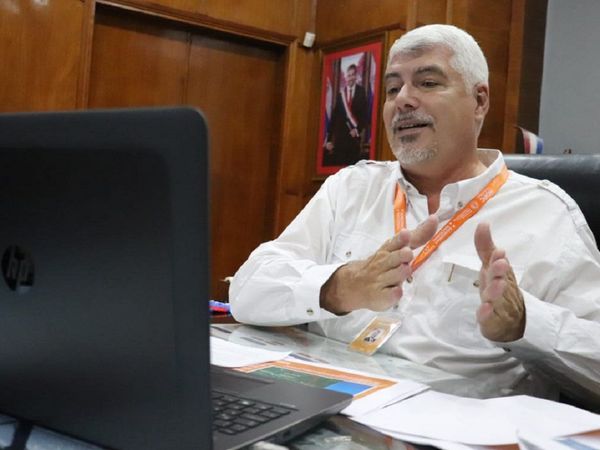 Mario Abdo y su gabinete están en cuarentena por Covid