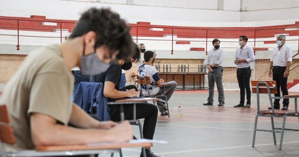 La Nación / Becas Itaipú-Becal 2021: instan a los postulantes a prepararse con tiempo para examen
